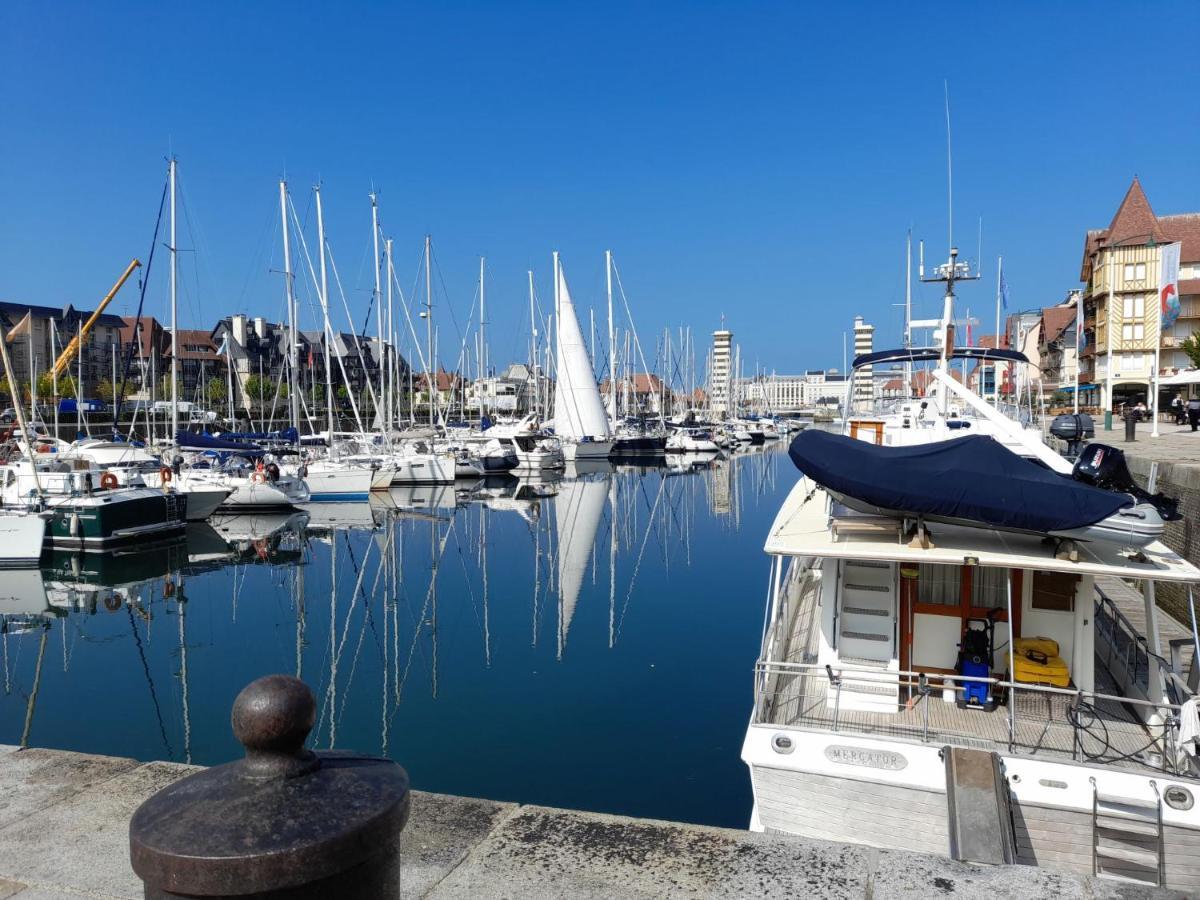 Studio Les Marinas-10 Deauville Exterior foto